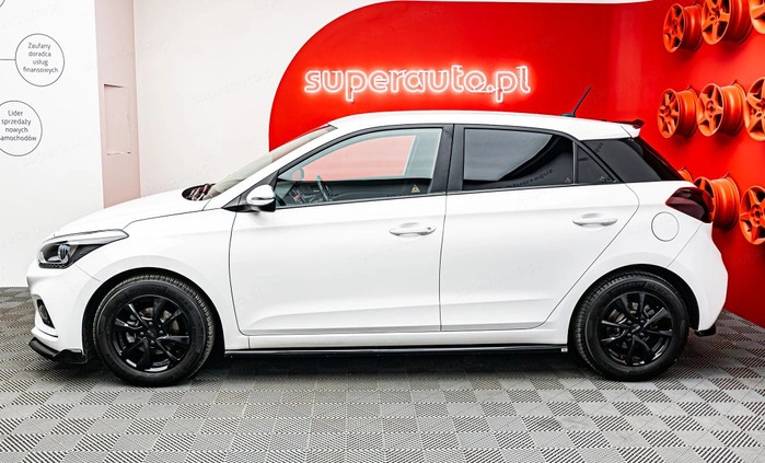 Hyundai i20 cena 53900 przebieg: 64187, rok produkcji 2019 z Staszów małe 277